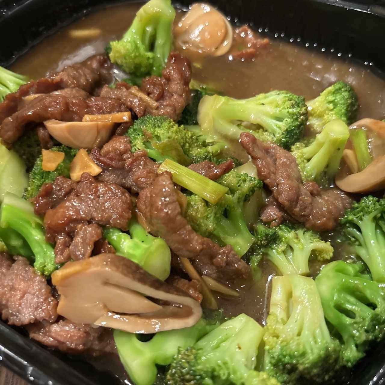 Platos especiales - Brocoli con ajo