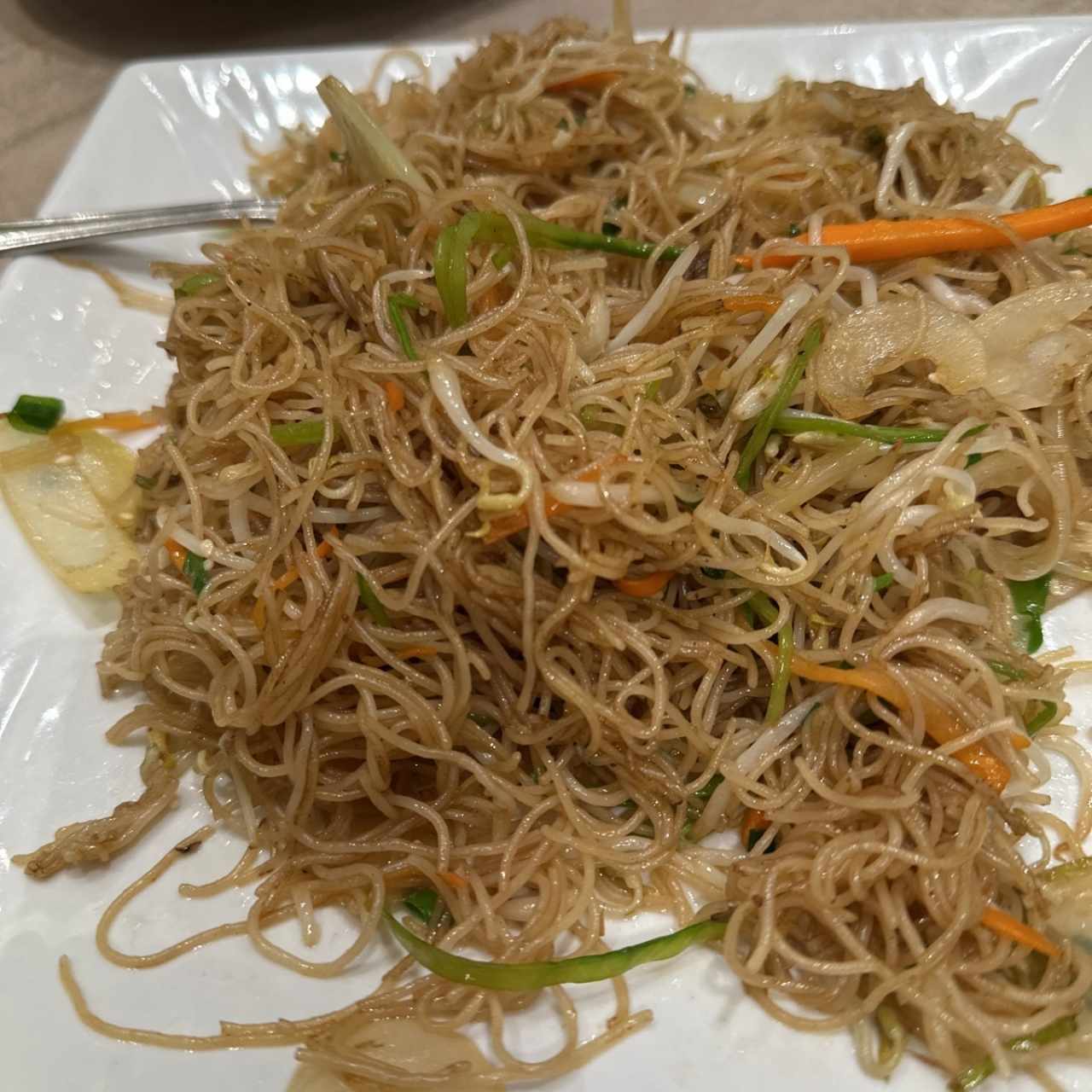 Mei fun con vegetales