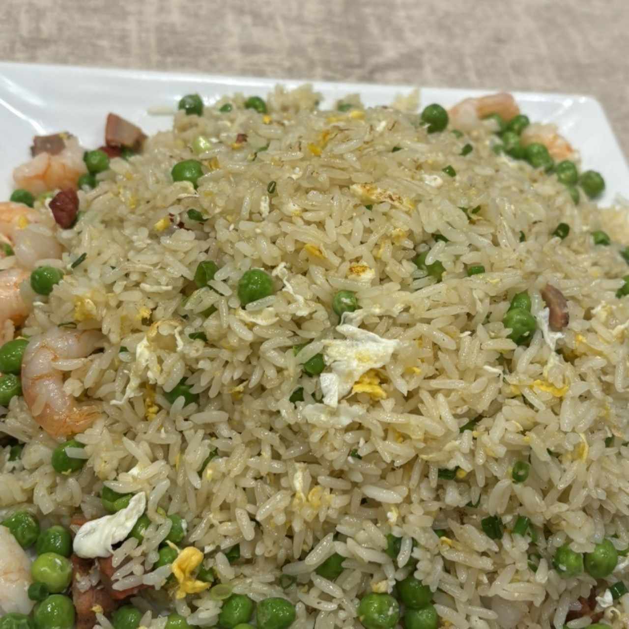 Arroz frito a la young chow