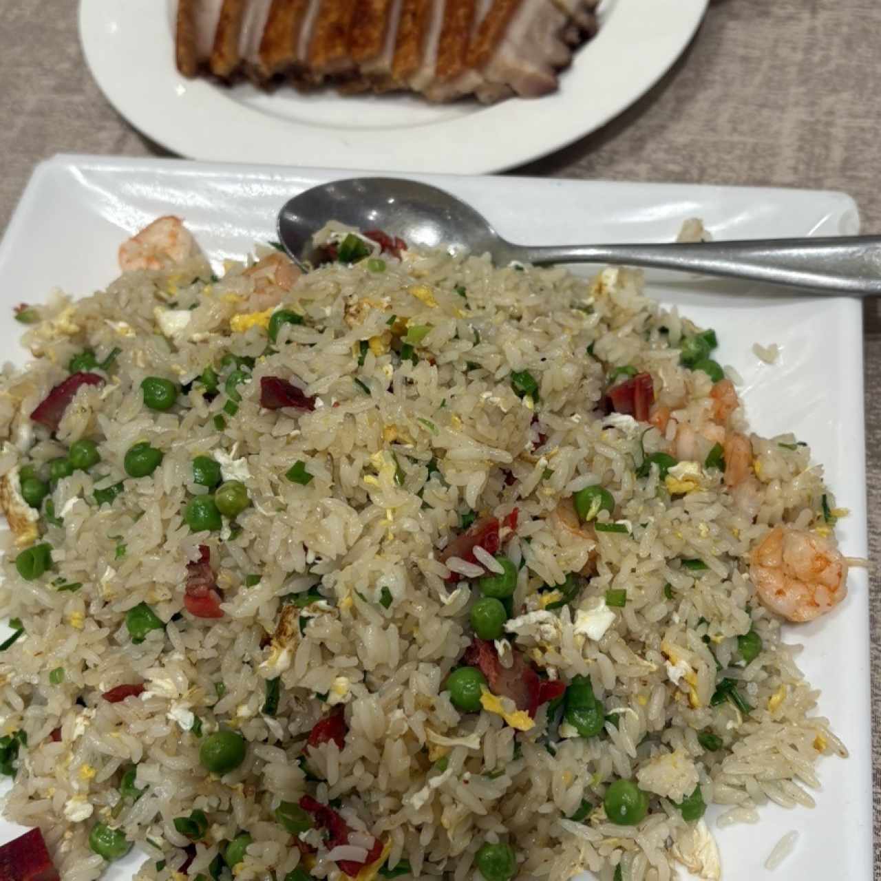 Arroz frito a la young chow