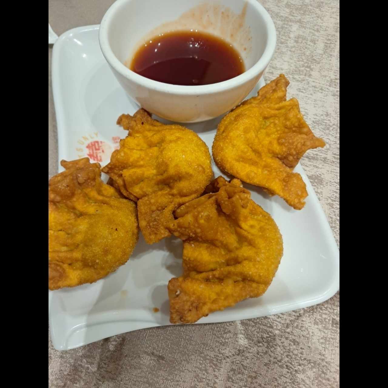 Wanton frito con camarón