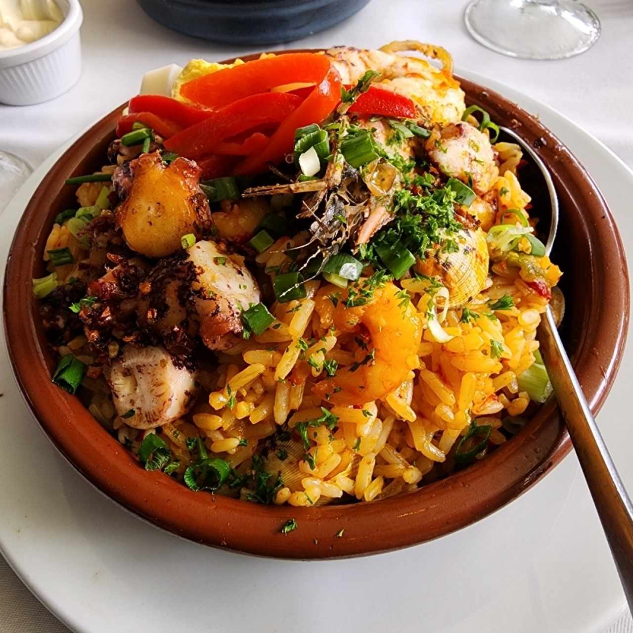 Platos Fuertes - Paella de Mariscos