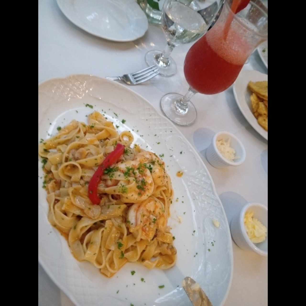 Fettucine con Langostinos al Olio