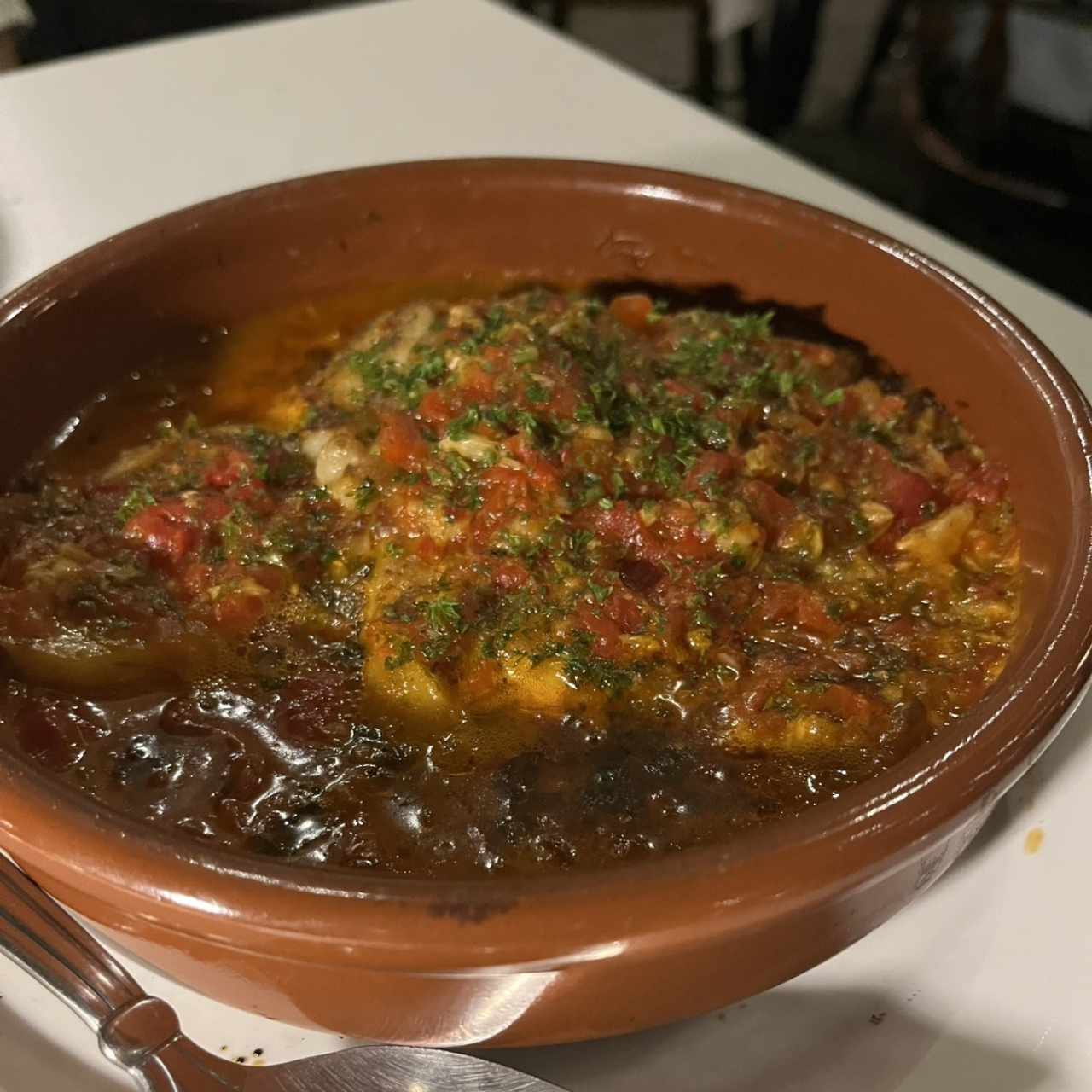 Mero a la Vasca o la Bilbaína en Cazuela