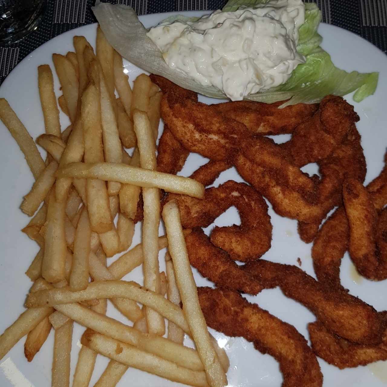 deditos de pollo con papitas