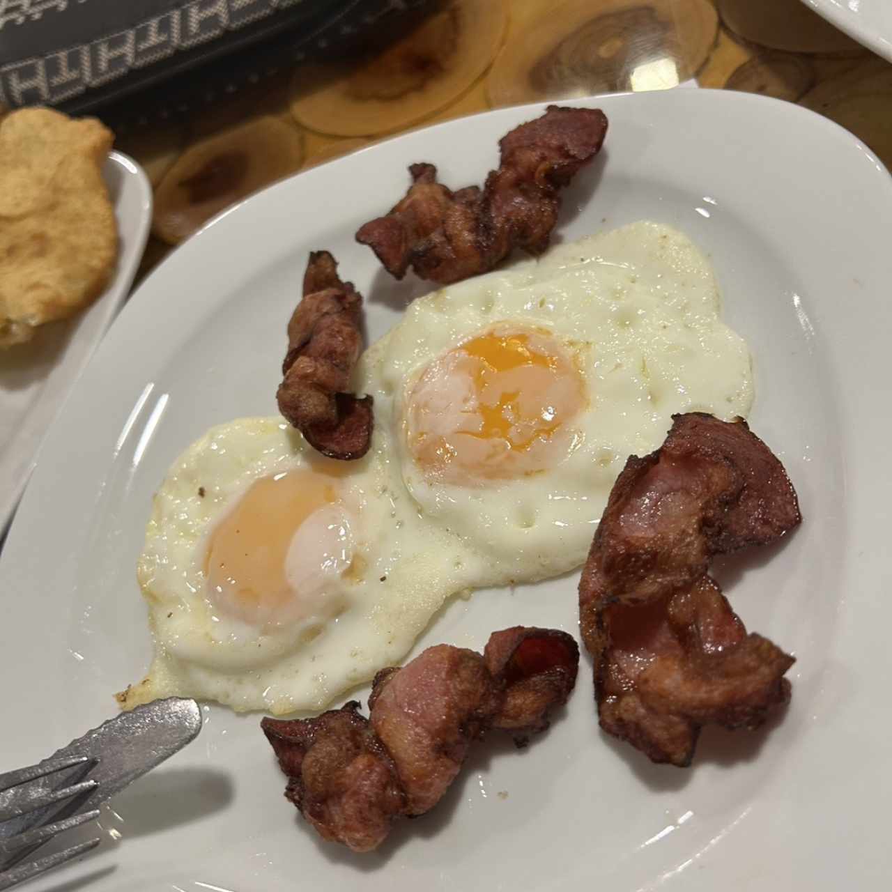 Par de huevos Fritos