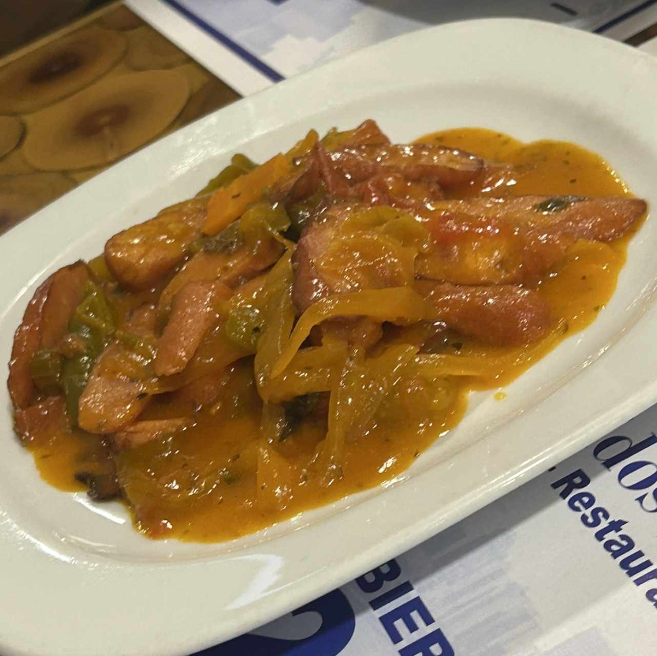 Desayunos Breakfast - Salchicha Guisada