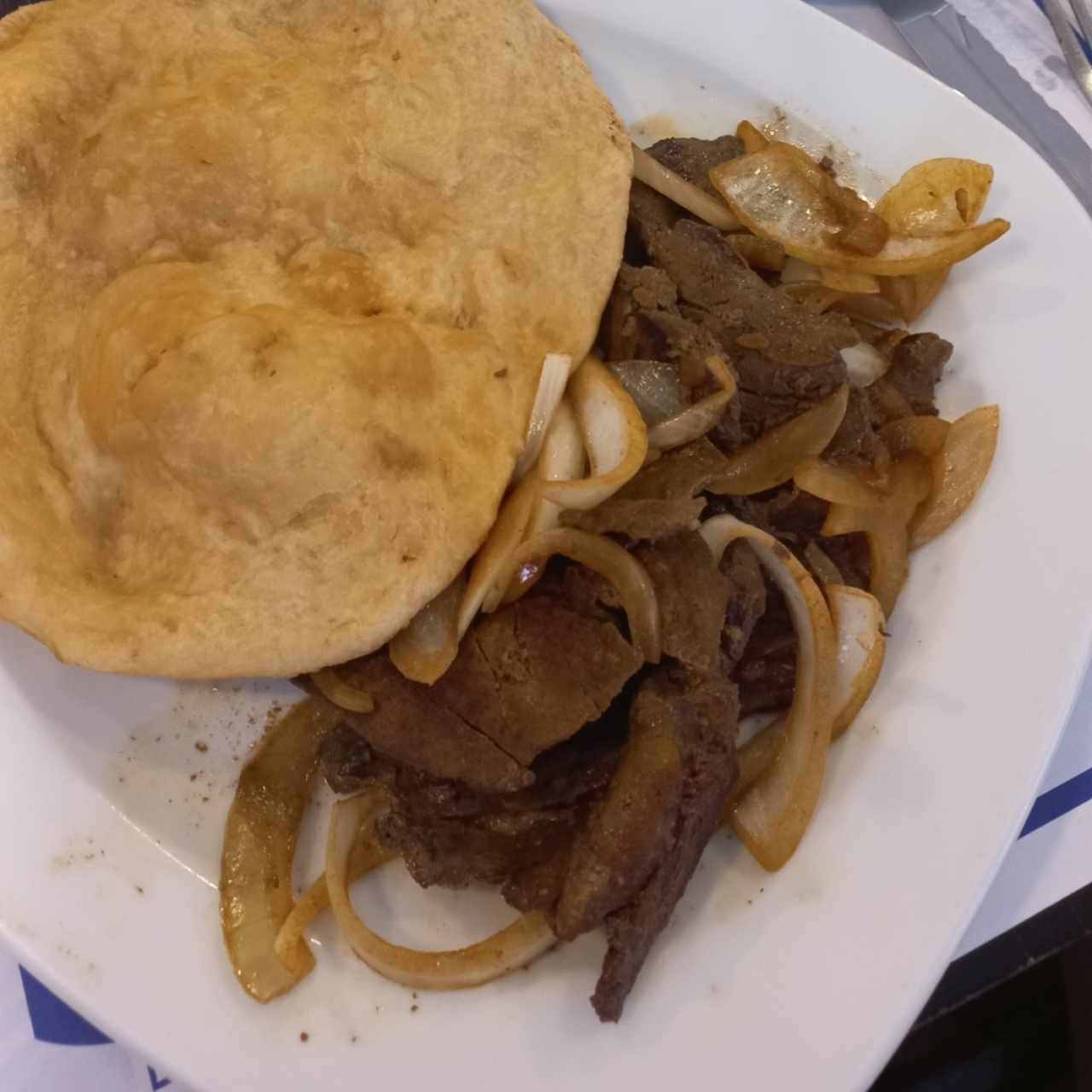 Bistec de Higado con hojaldre