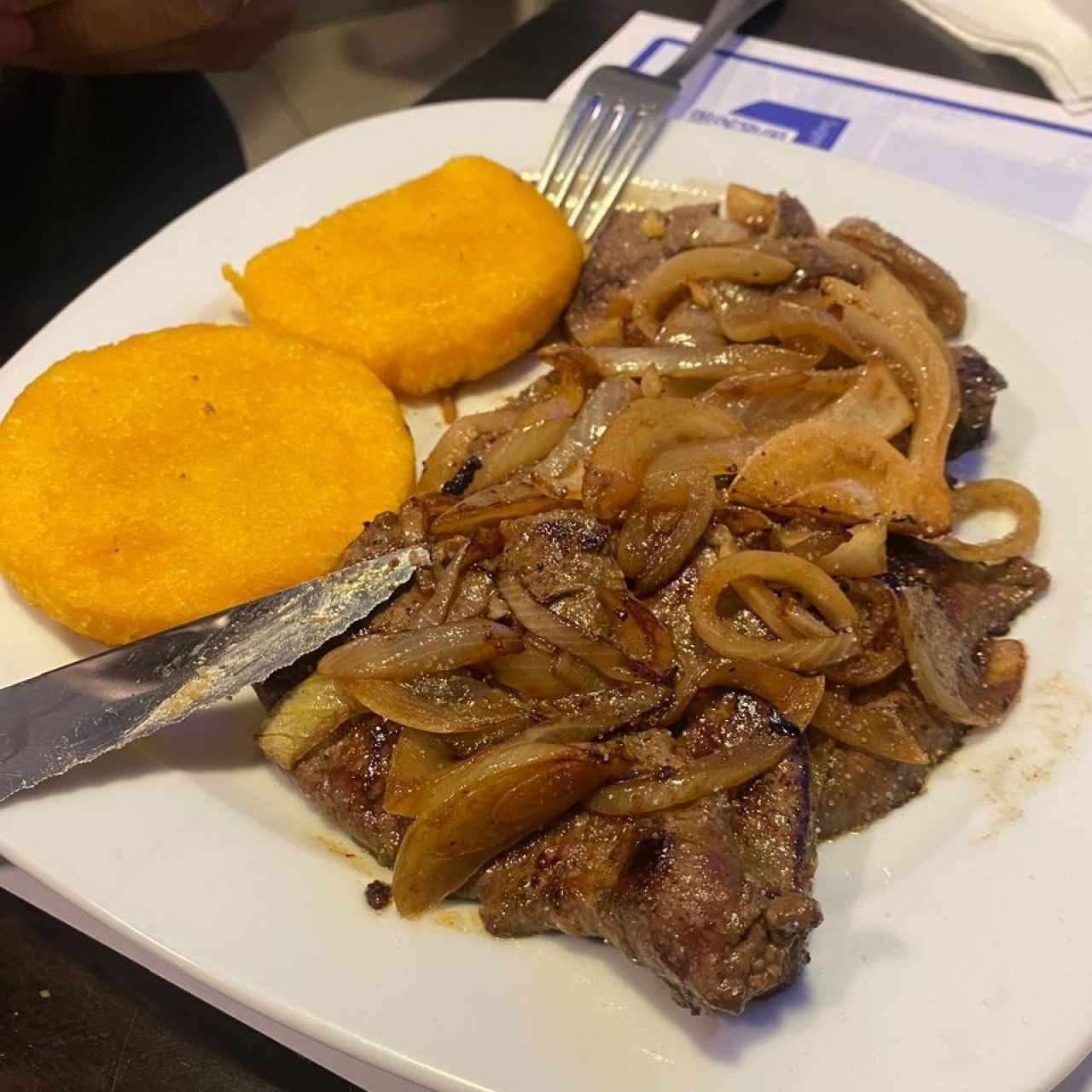Bistec de Higado con Tortilla