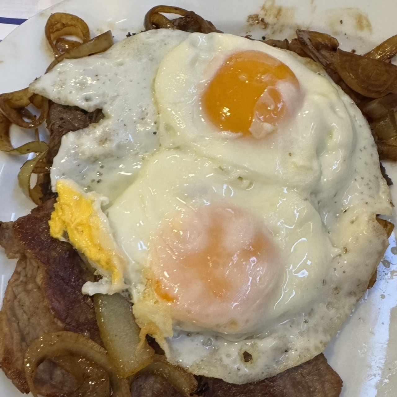 Bistec al caballo