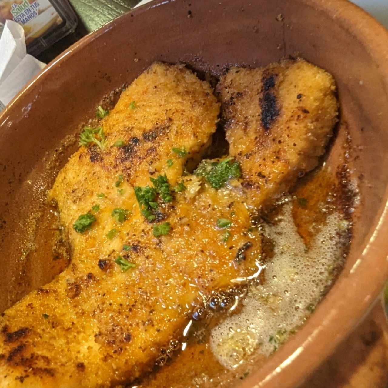 Filete de Salmón en Mantequilla y Perejil