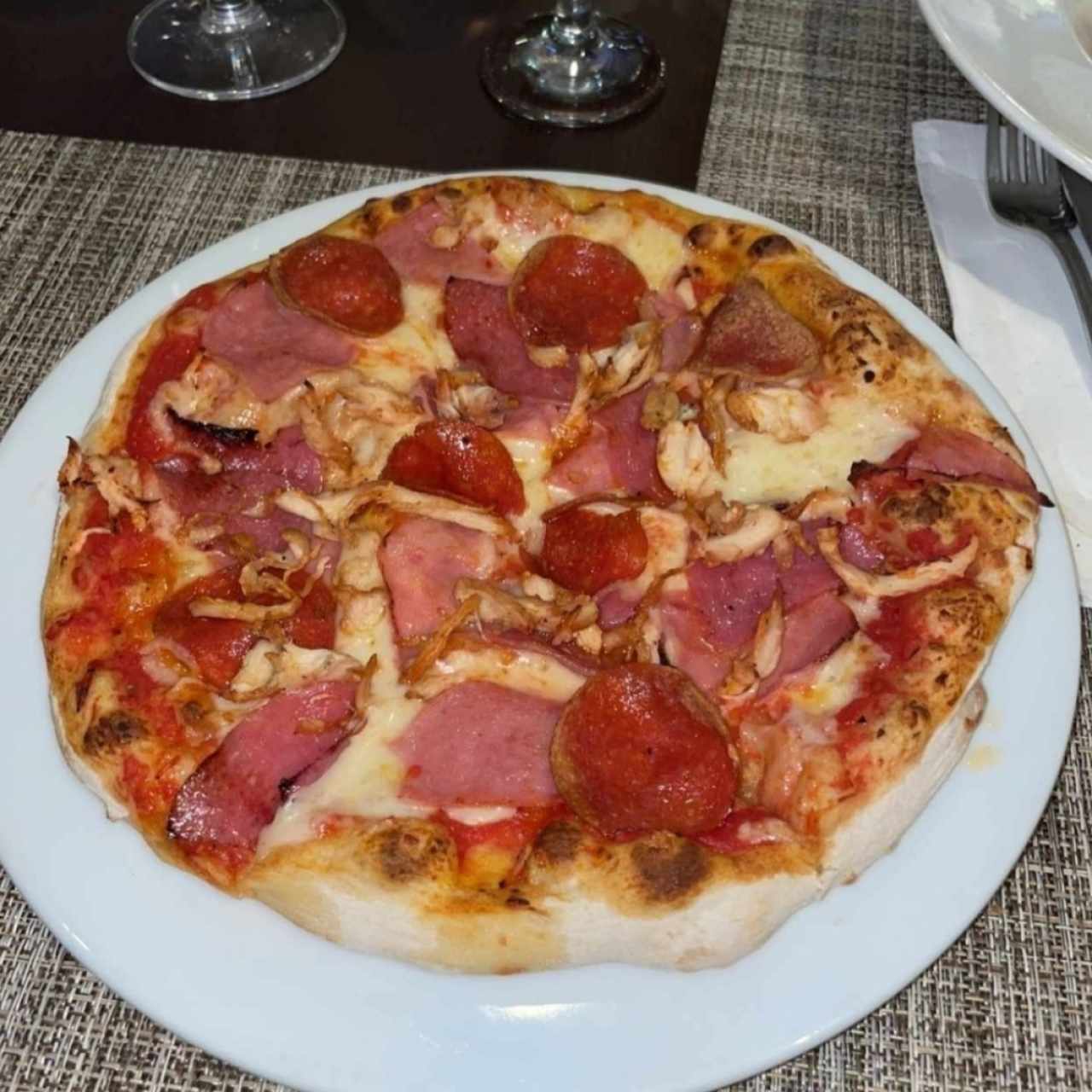 Pizzas Pequeñas 10" - Rino's Especial