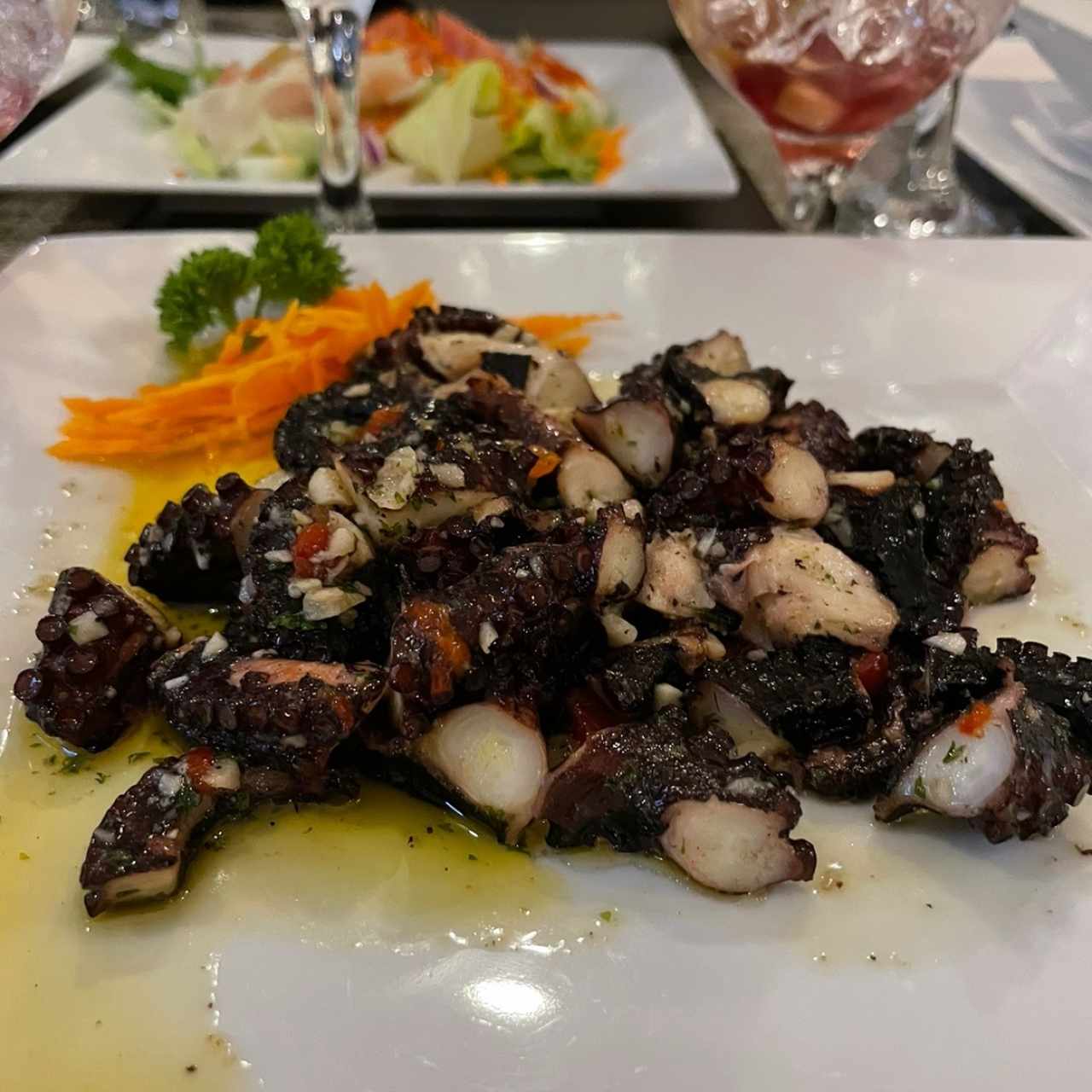Pulpo al ajillo