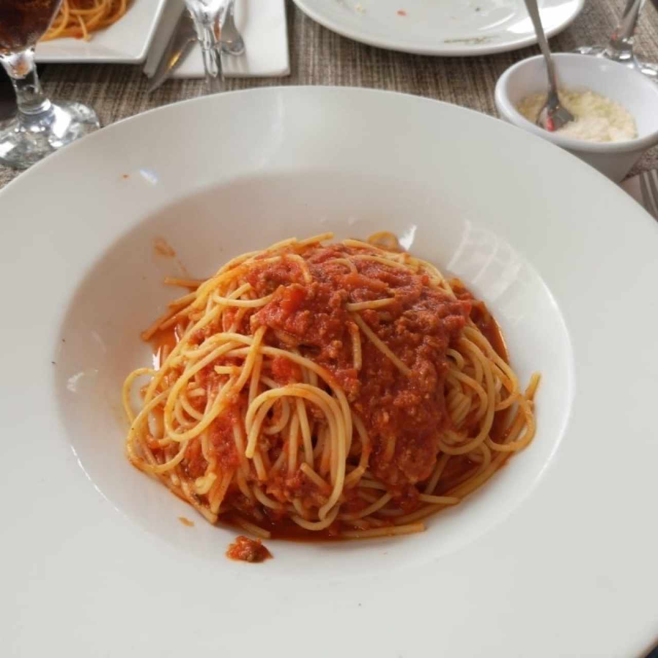 spaguetti a la boloñesa