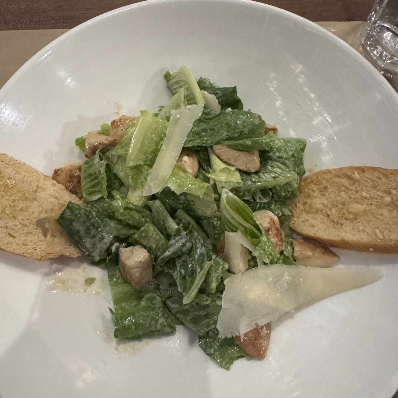Ensalada Cesar con pollo