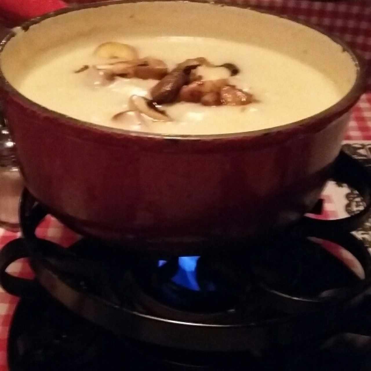 Chalet Suizo Fondue de hongos