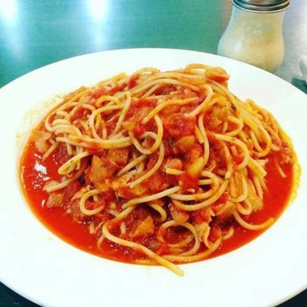 pasta a la boloñesa