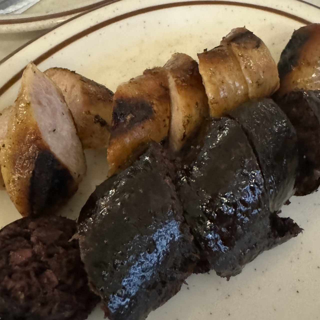 PICADA DE CHORIZO Y MORCILLA