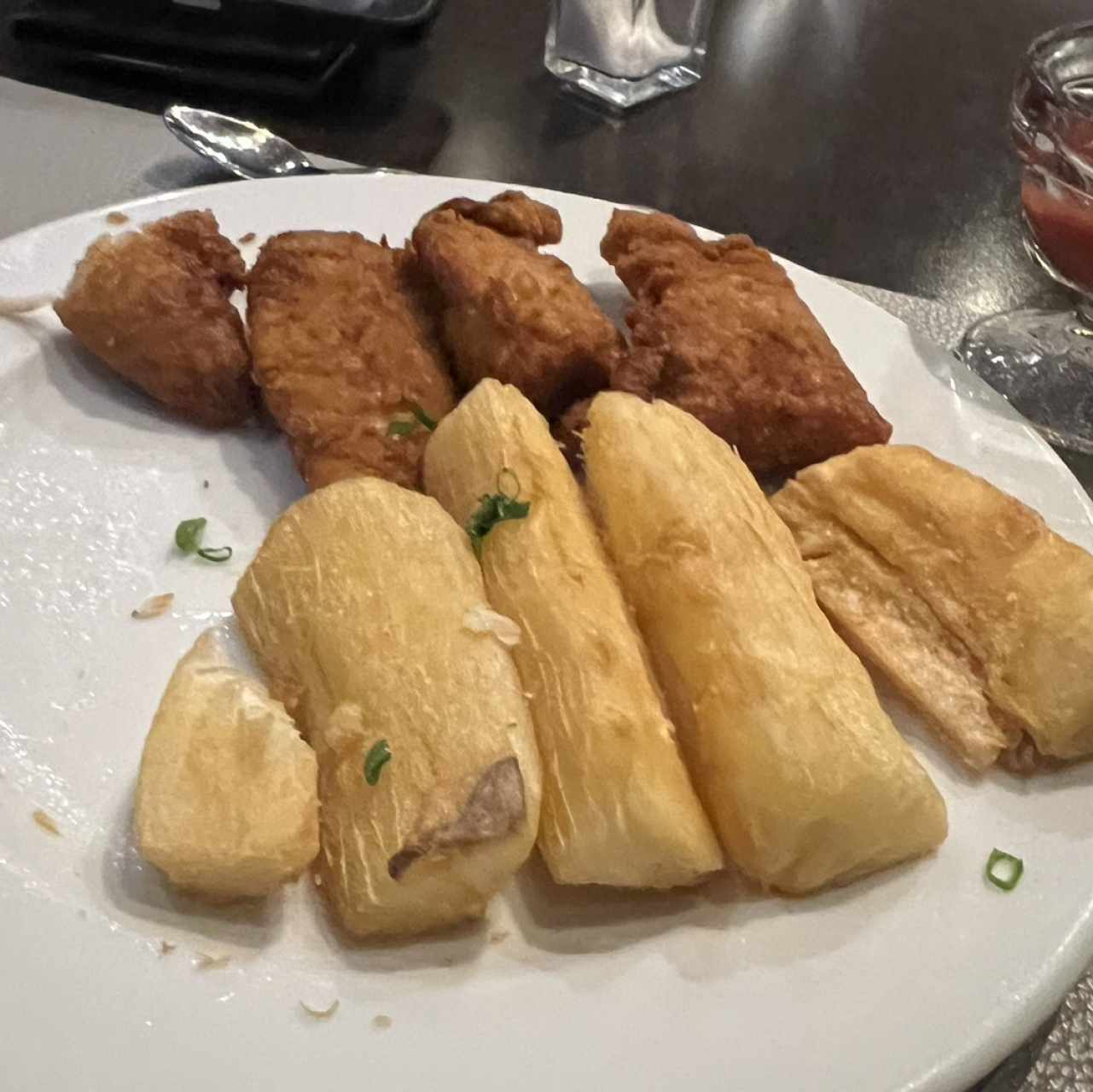 Deditos de pollo con yuca 