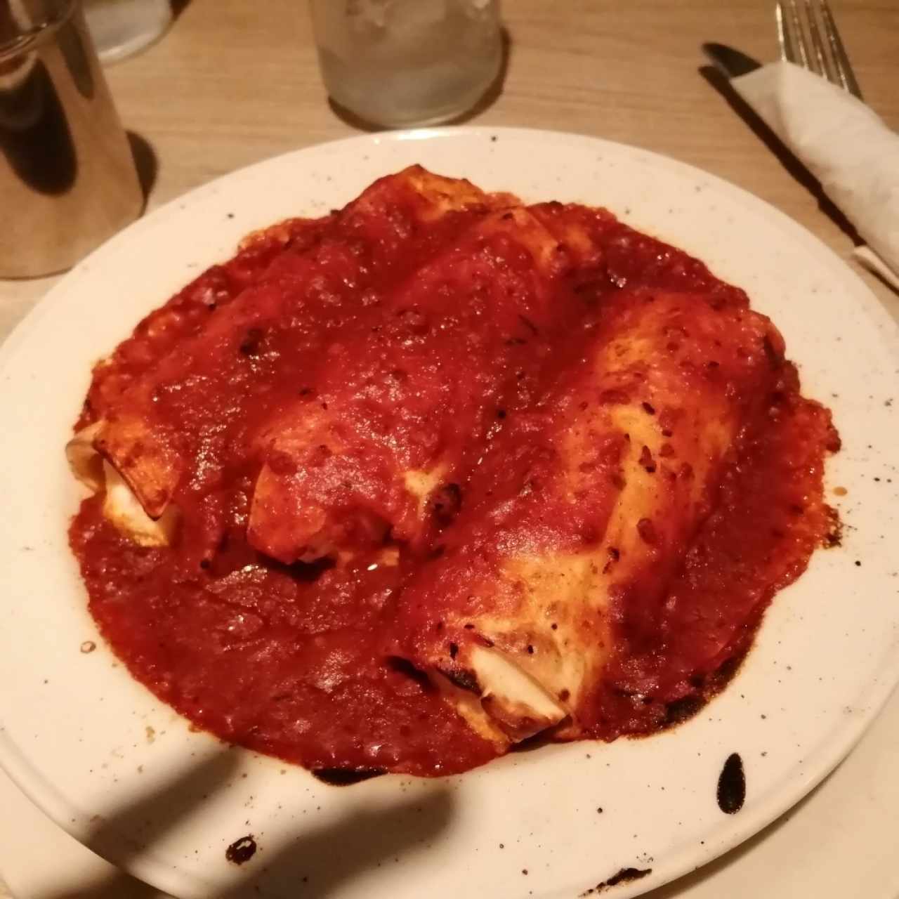 Canelones a la bologñesa 