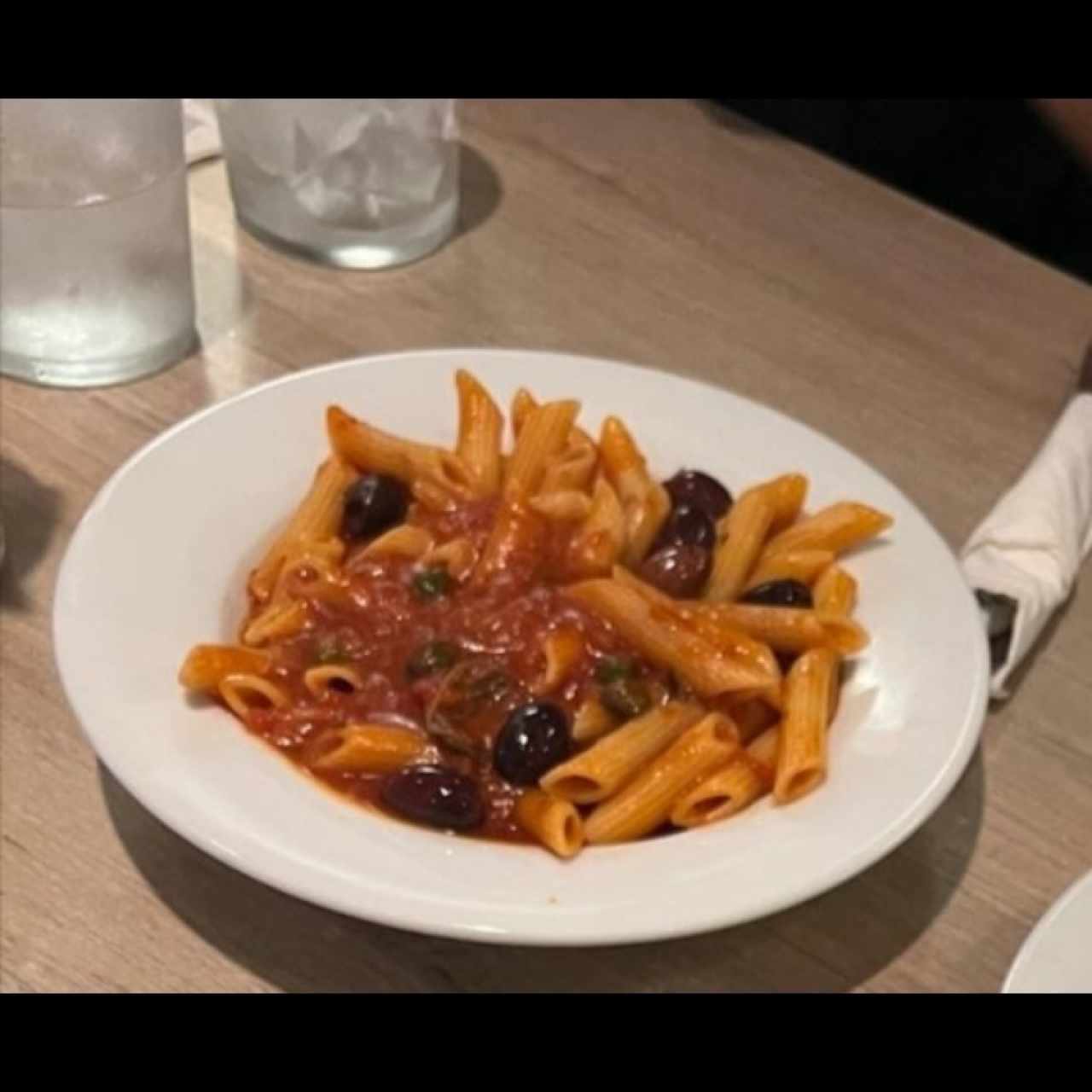 Pastas Especialidades - Penne alla Putanesca