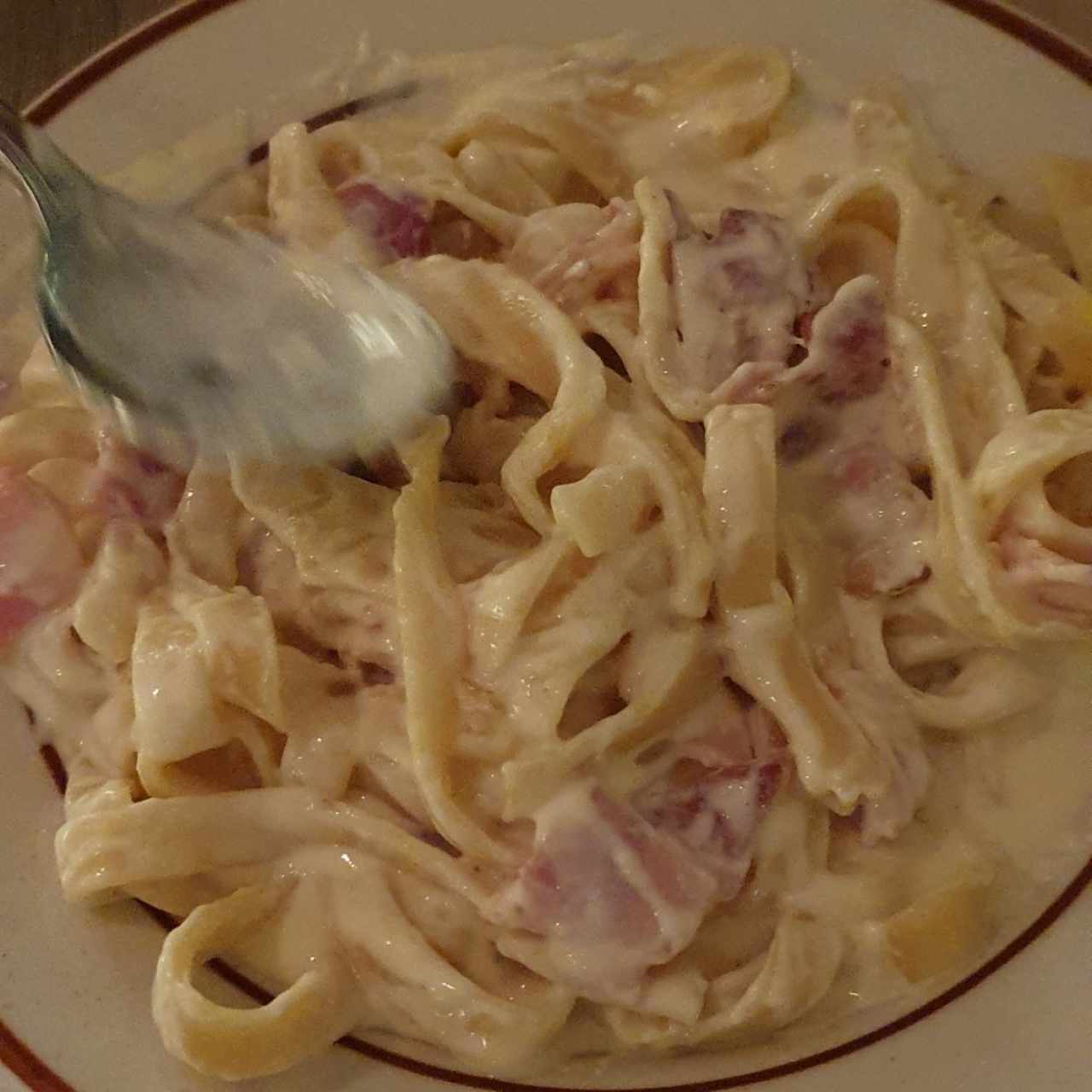 Pastas Especialidades - Fettucine Carbonara