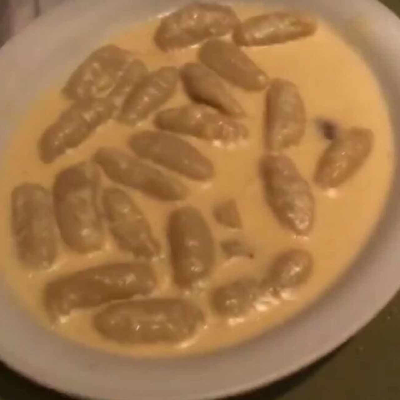 ñoquis en salsa alfredo
