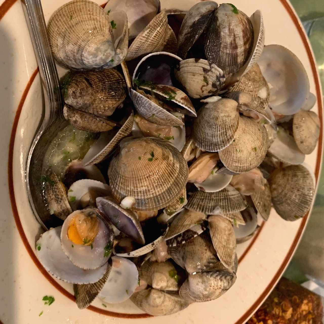 Almejas a la Genovesa