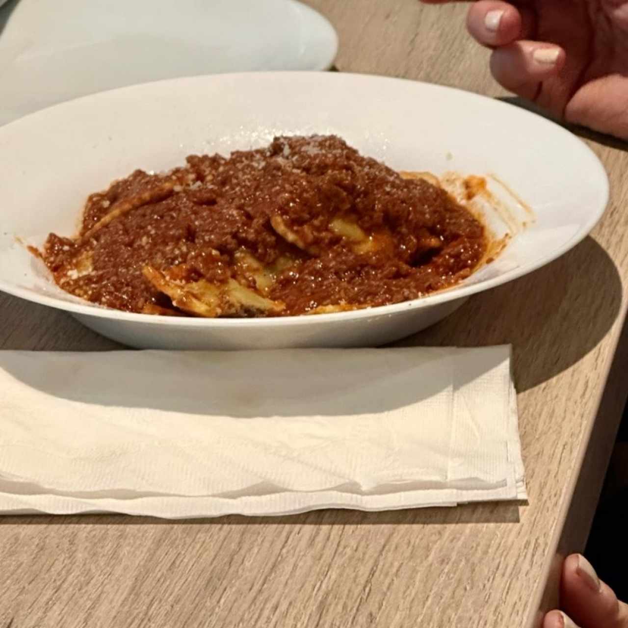 Pastas Especialidades - Ravioli Boloñesa