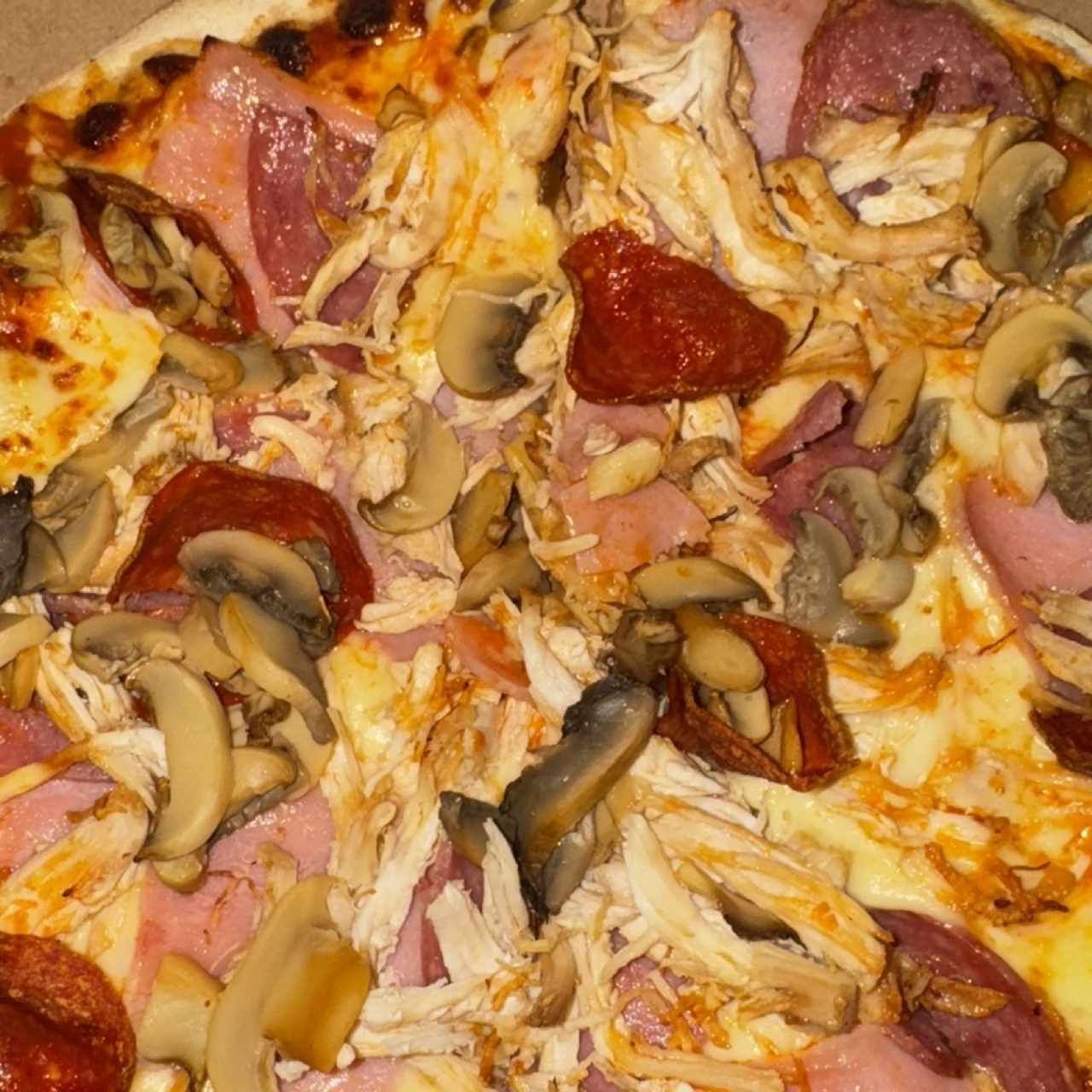 Pizza Napoli extra de pollo