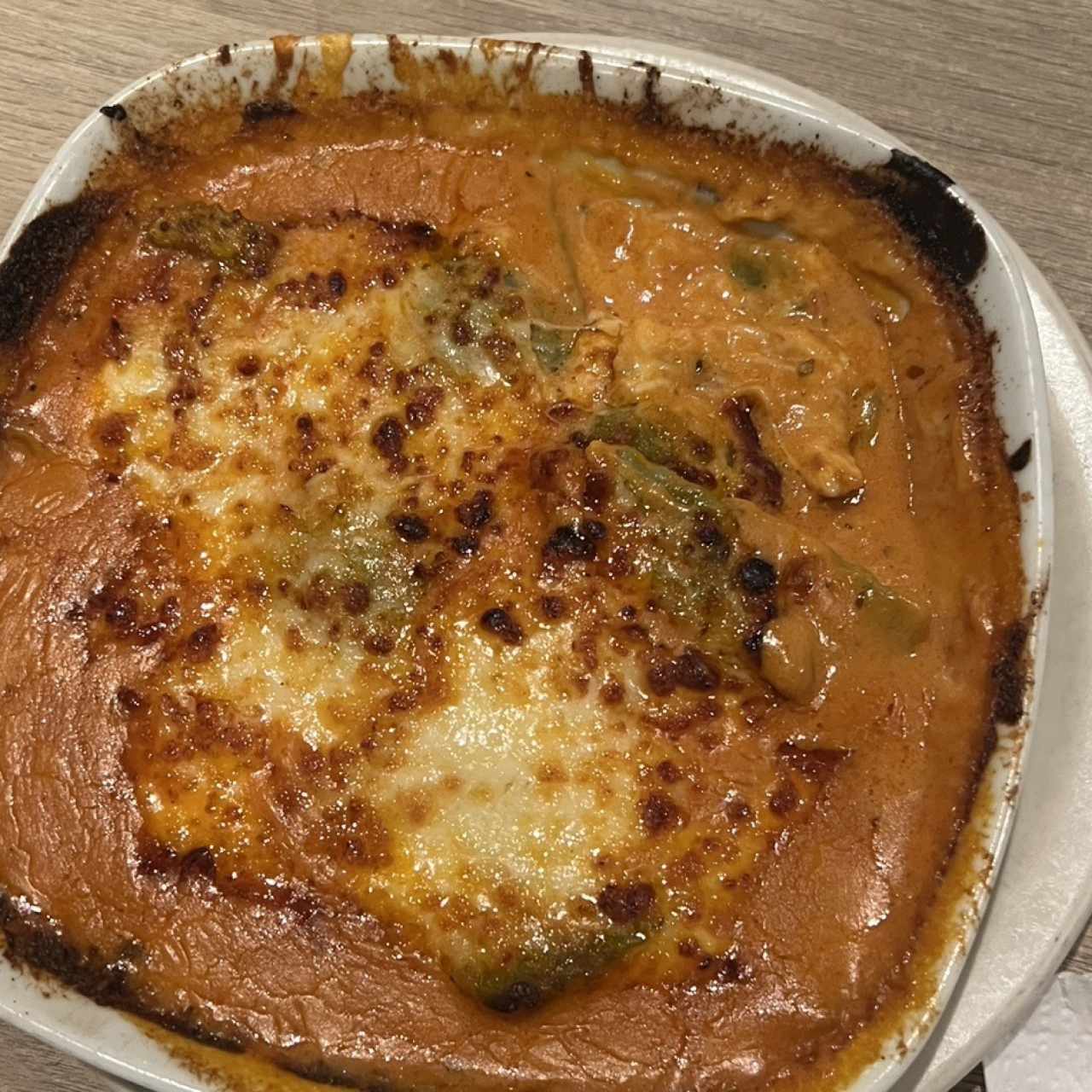 Ravioli Verde relleno de Queso al Pomodoro