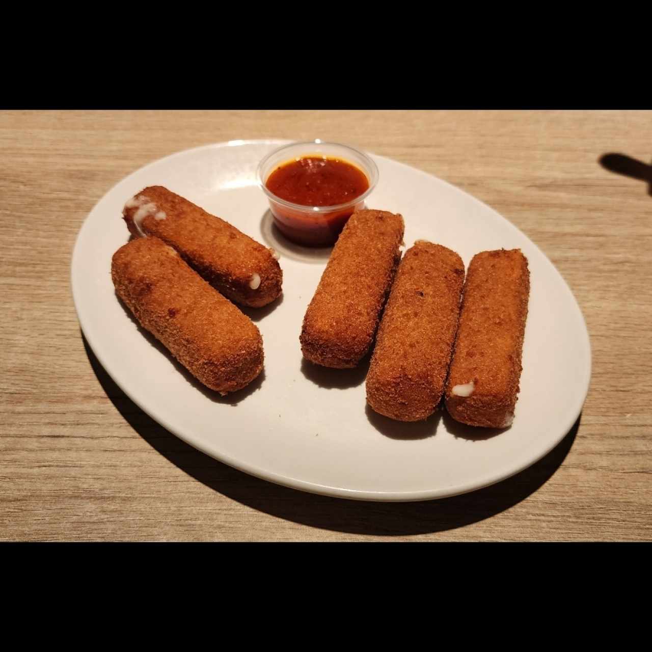 Antipasto Calientes - Mozzarella Frita