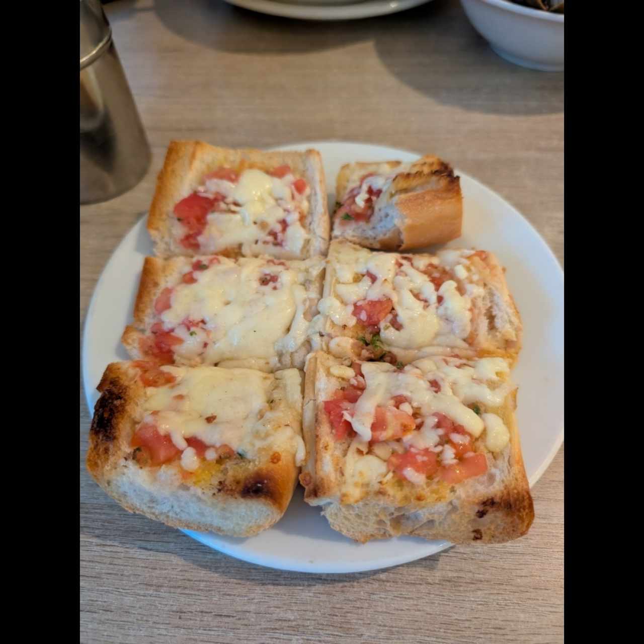 Entradas - Pan Tomate Mozzarella