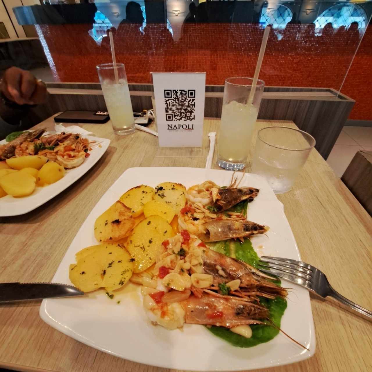 Mariscos - Langostinos Al Ajillo