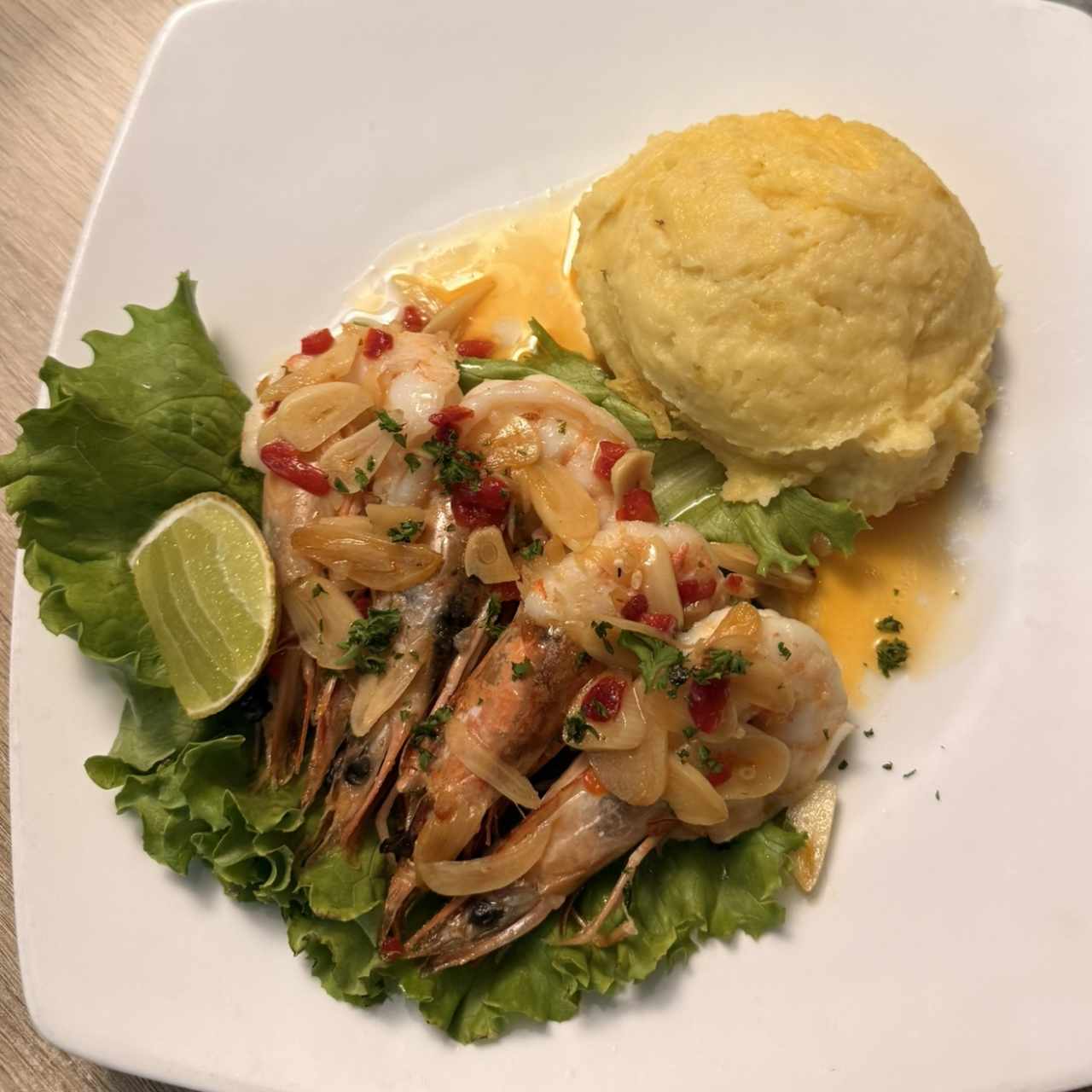 Mariscos - Langostinos Al Ajillo
