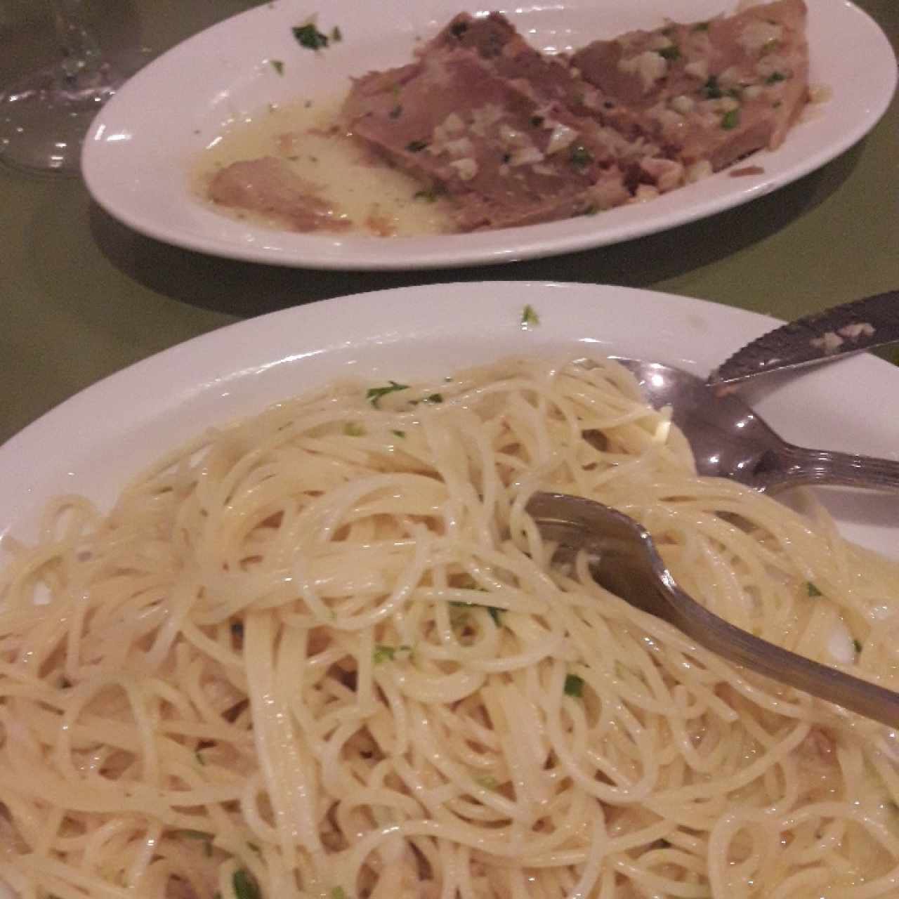 spaghetti con lomo al oleo