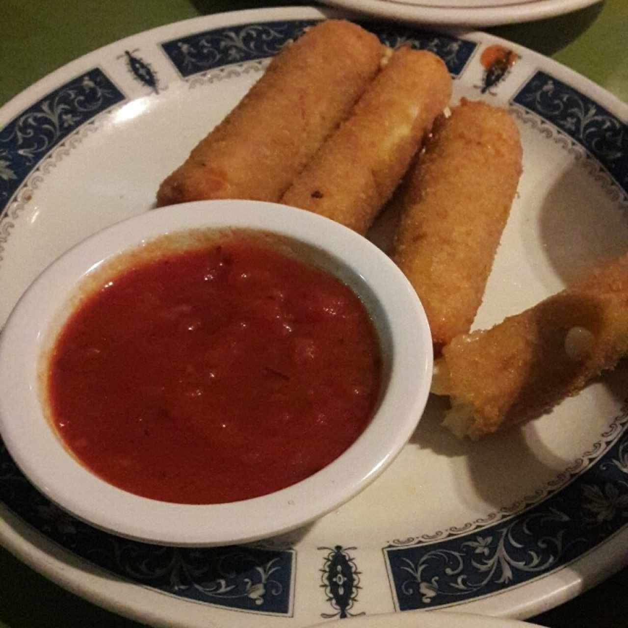 mozzarela frita