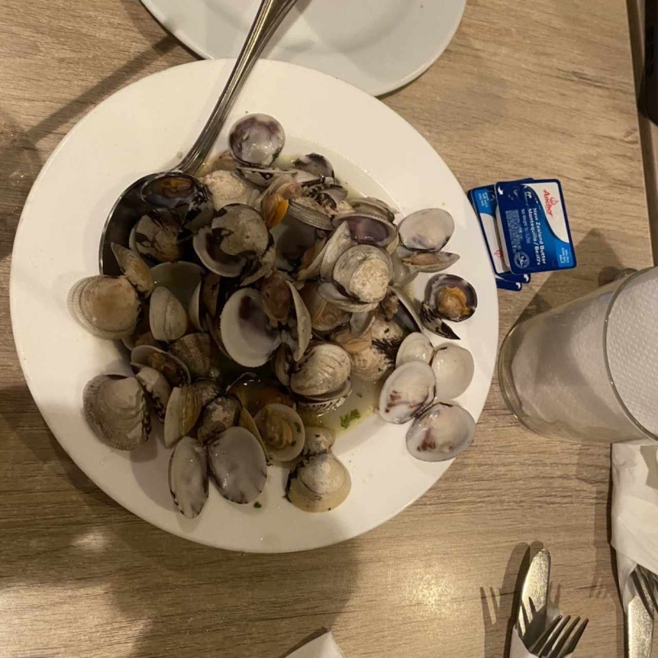 Almejas Genovesas al Ajillo