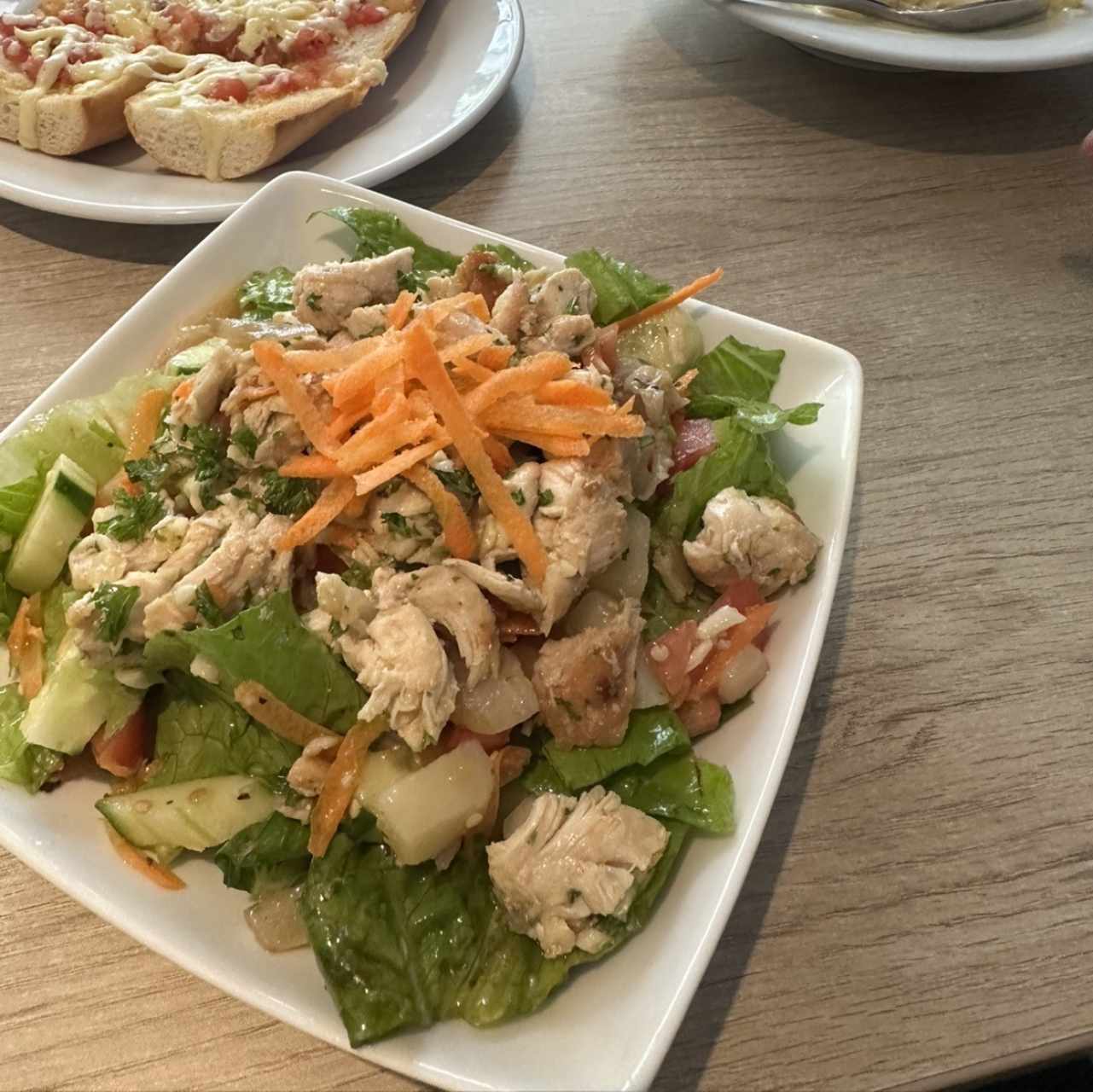Entradas - Ensalada de Pollo