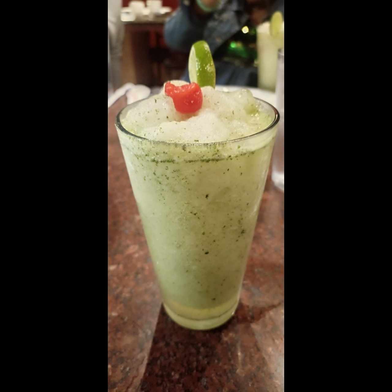 limonada de hierba buena