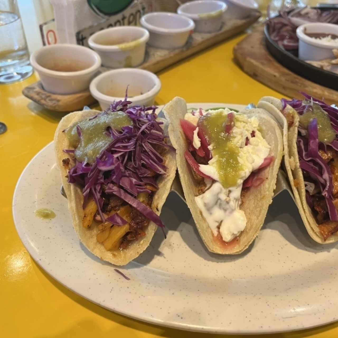 Tacos de 4 de Res, Pollo, Al Pastor; Chorizo ó Carnitas