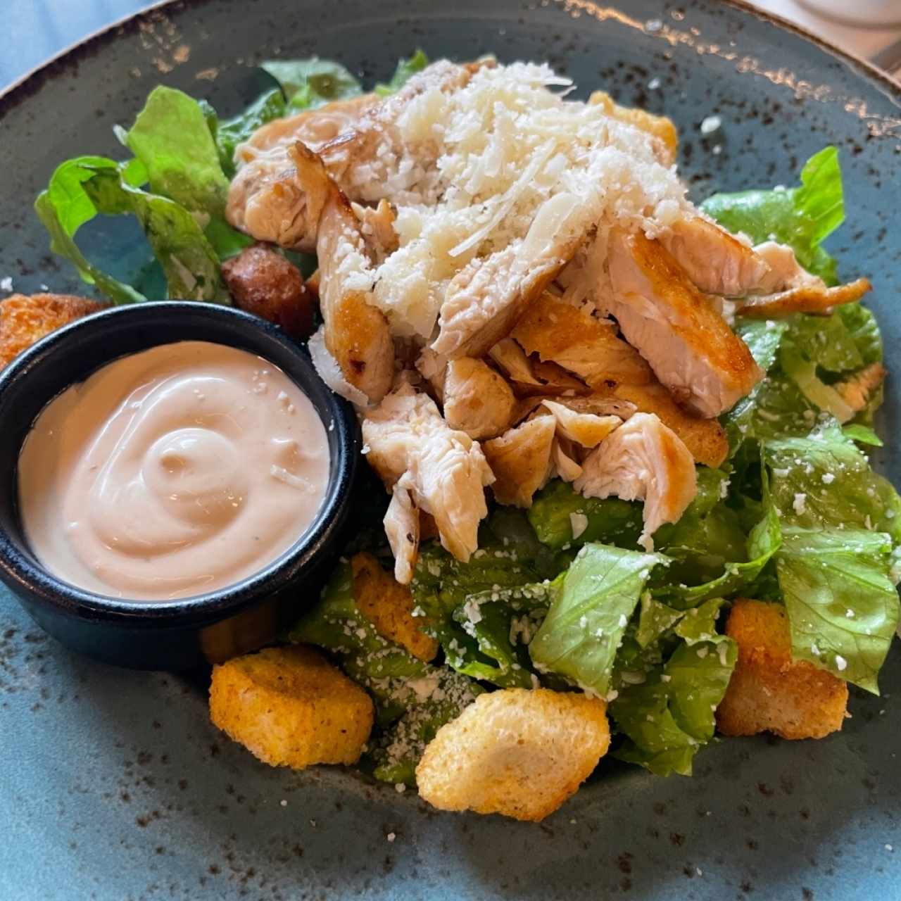 Ensalada césar con pollo