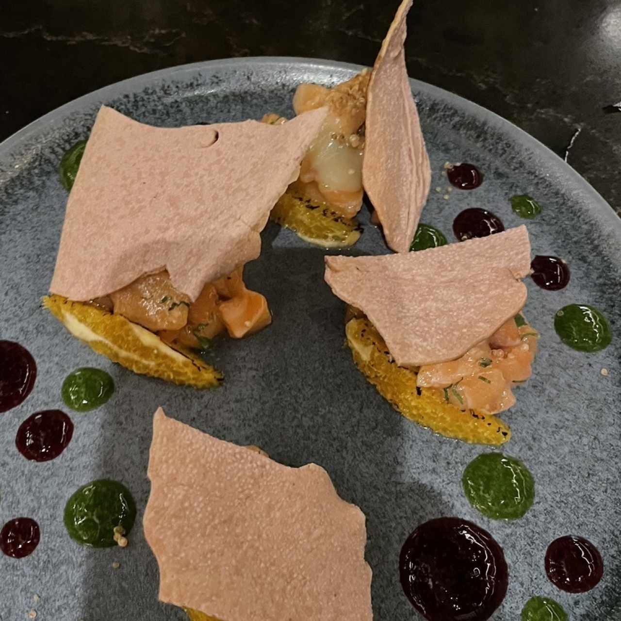 Al Sentarse - Tartar de Salmón
