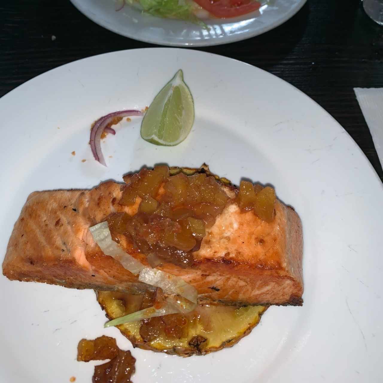 salmon piña-piña