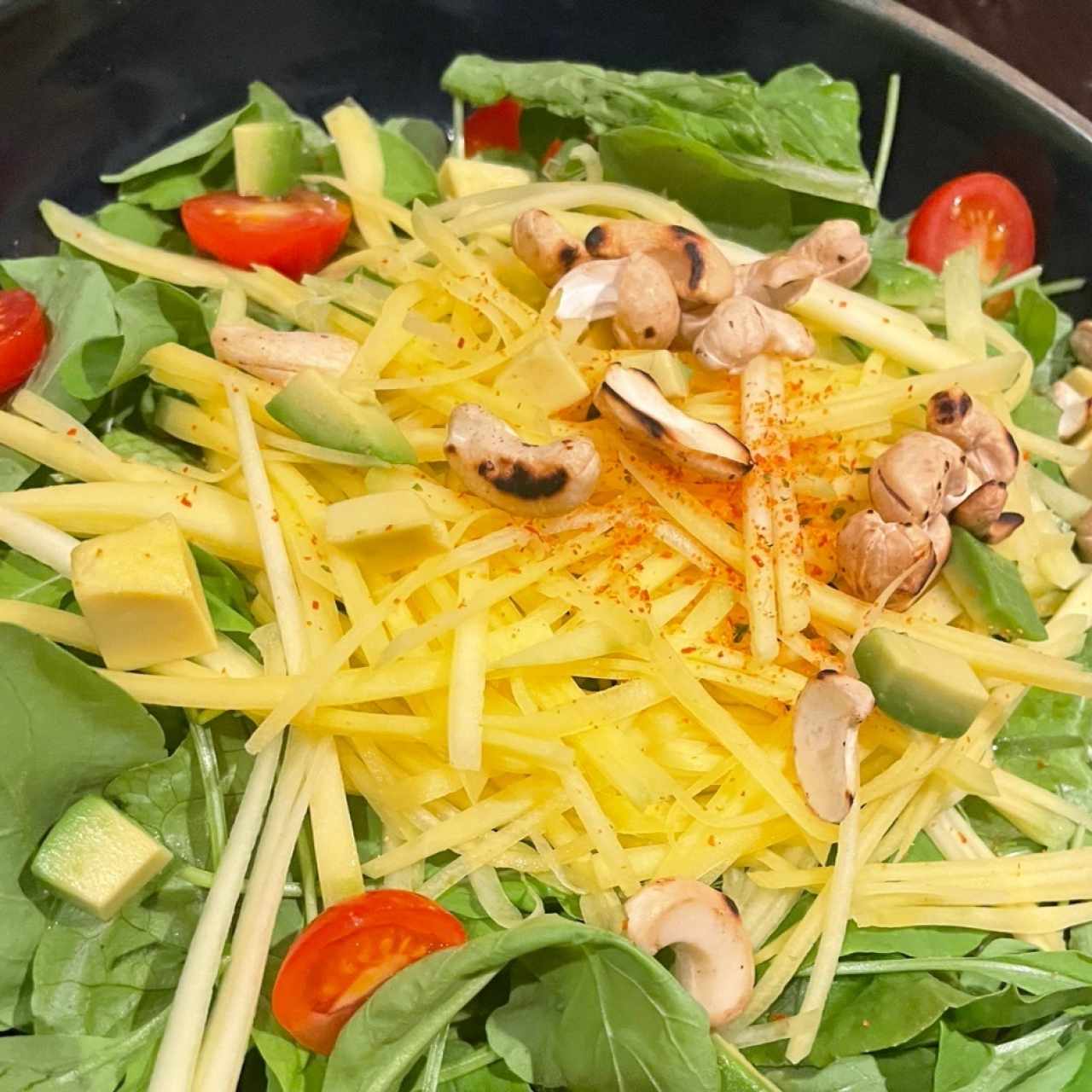 ENSALADA DE MANGOS VERDES - platillo vegano
