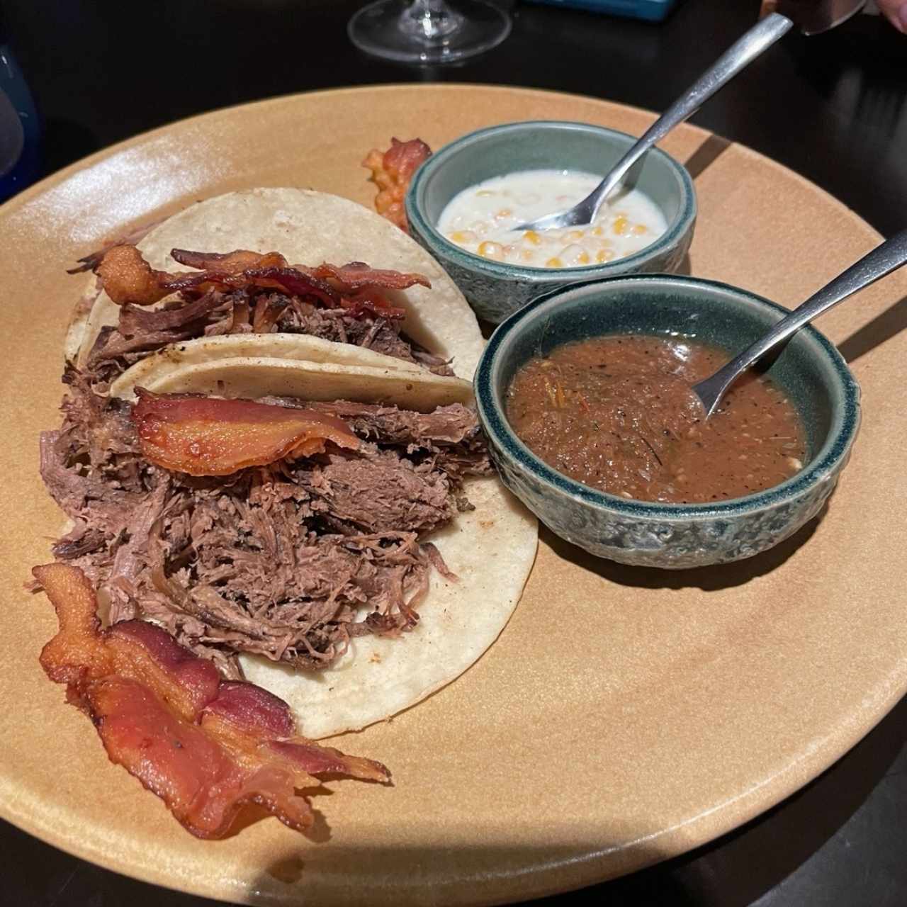 TACOS DE BRISKET (Disponible en la Cena)