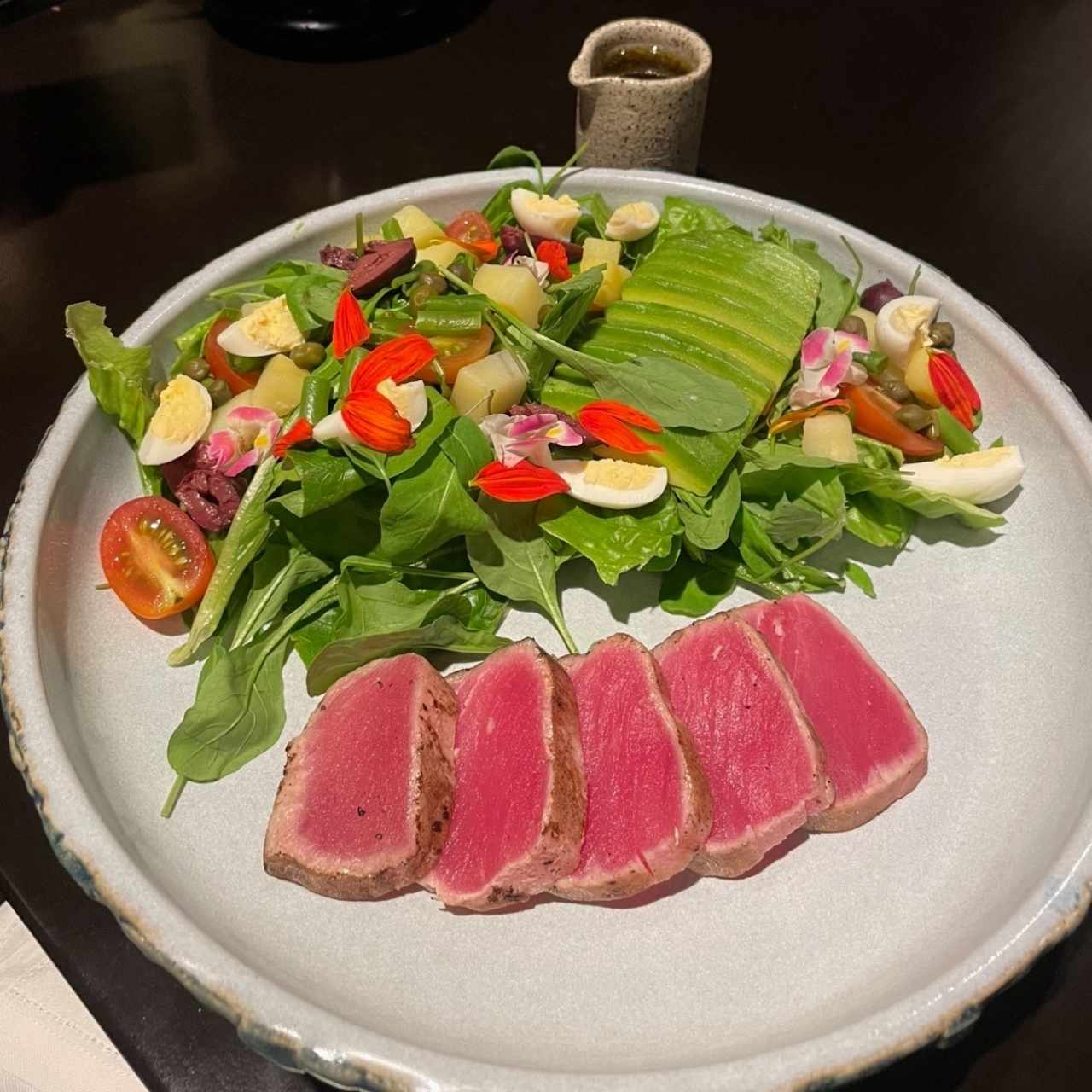 TUNA NICOISE (Disponible en la Cena)
