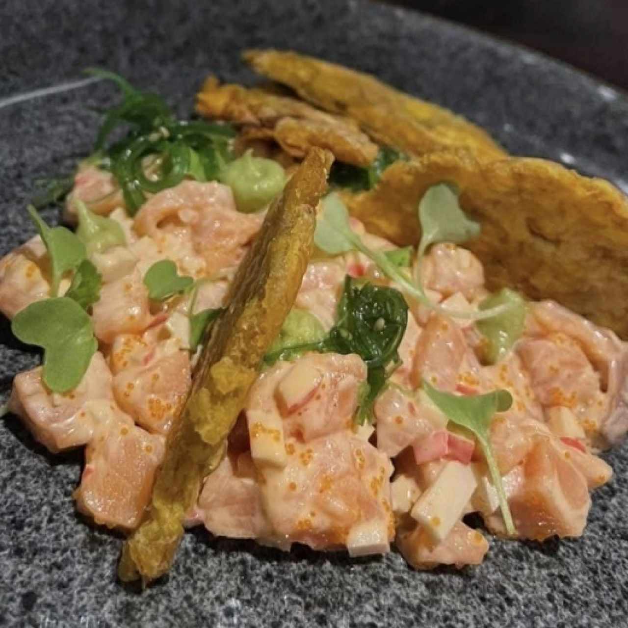 Salmón y cangrejo 