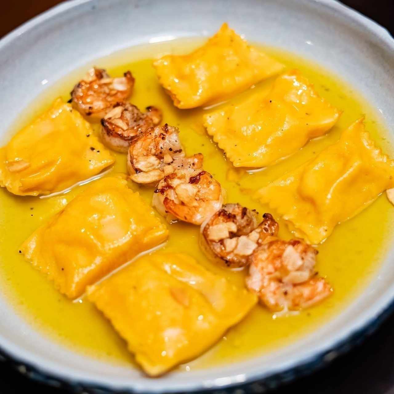 ANGELLOTTI DE LANGOSTINO AL BURRO TRUFATTO