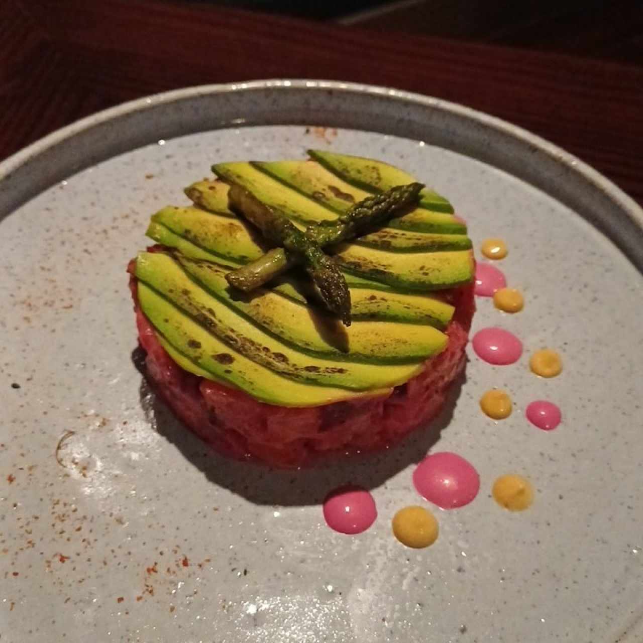 AGUACATE Y LANGOSTA (Disponible en la Cena)